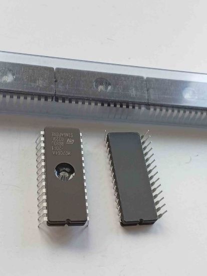 Picture of m27c64a20f1-ic