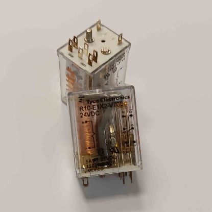 Picture of R10-E1X2-V700 24V 5A DPDT 8PIN RELAY