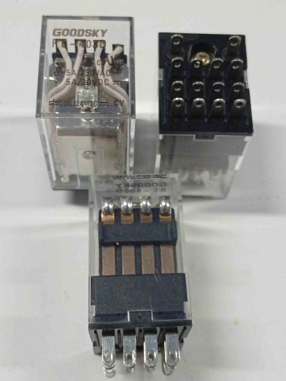 Picture of RE-403D 24VDC 5A 4C 14PIN RELAY