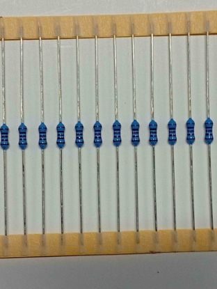 Picture of rn06w100r-f50ppmt-100r-06w-resistor