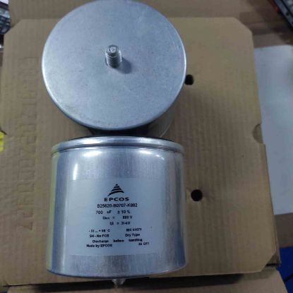 Picture of b25620b707k882-700uf-880v-116x95mm-capacitor