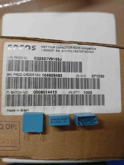 Picture of b32521v9155j-15uf-31v-10mm-capacitor