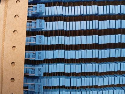 Picture of b32529s1183j834-0018uf-100v-capacitor