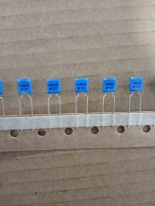 Picture of b32559c8102k289z1-1nf-630v-5mm-capacitor