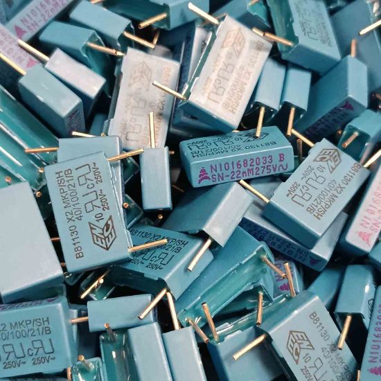 Picture of b81130b1223m-0022uf-275vac-capacitor