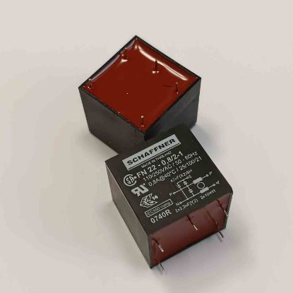 Picture of fn22-082-1-400hz-08a-250vac-power-line-filter-110250v-ac-50-60-hz-inductor