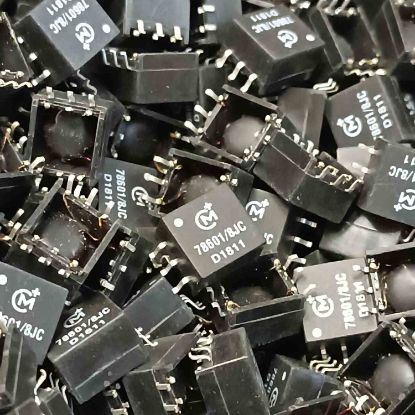 Picture of 786018jc-850µh-pulse-0375-lx-0354-w952mmx900mm-0250-635mm-inductor