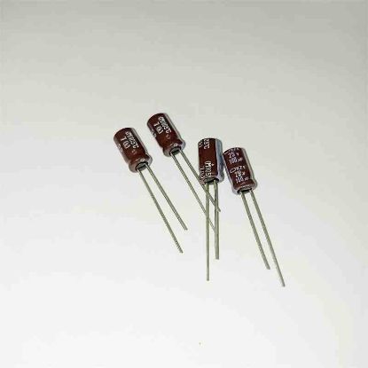 Picture of 100uf-25v-6x11mm-105-capacitor