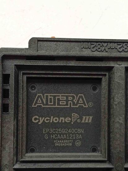 Picture of ep3c25q240c8n