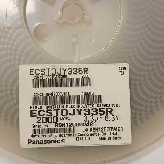Picture of ecstojy335r-33uf-63v-capacitor