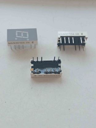 Picture of man3010a-red-7-segment-led-display